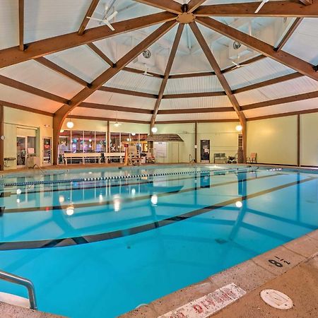 Peaceful Poconos Home With Lake And Pool Access! Long Pond Eksteriør billede