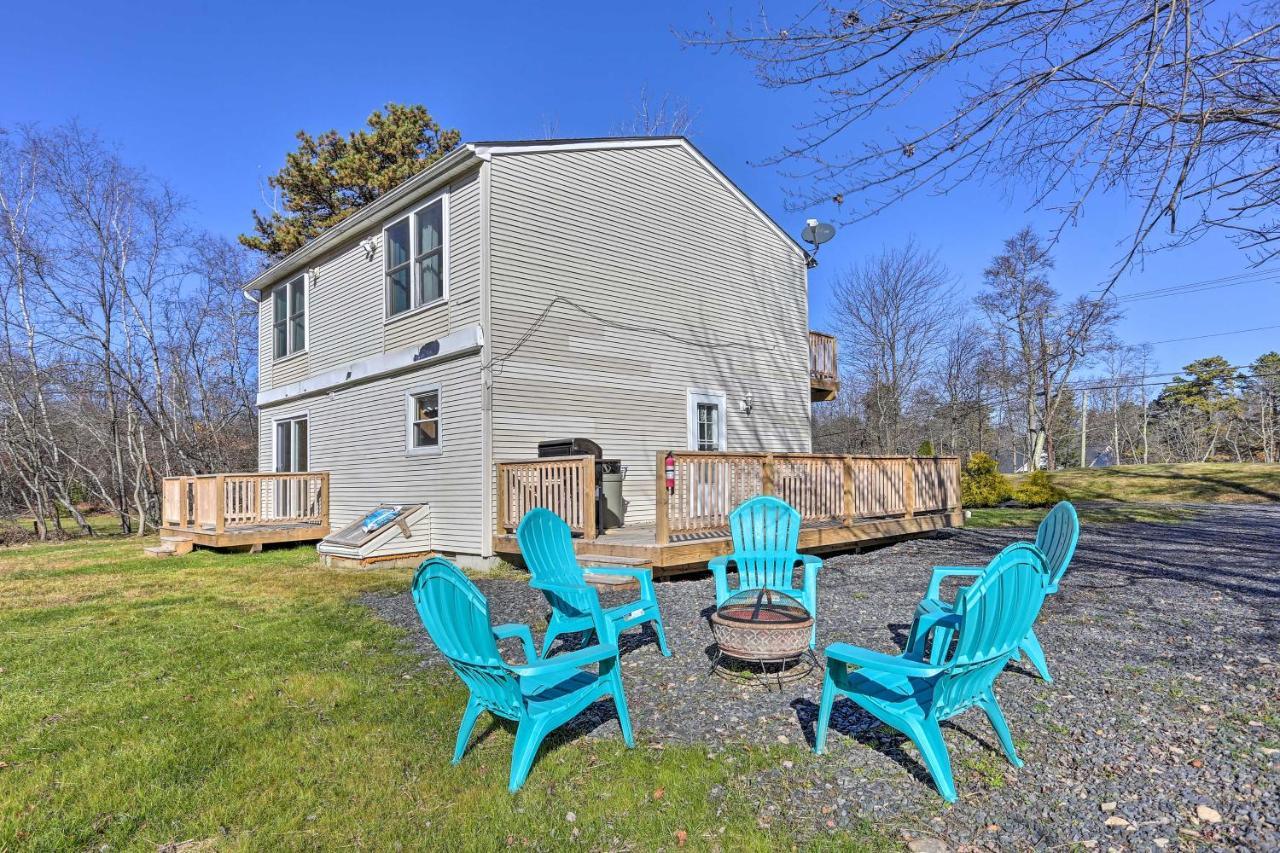Peaceful Poconos Home With Lake And Pool Access! Long Pond Eksteriør billede